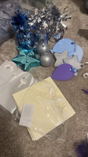 Job lot balloon accessories - lot,